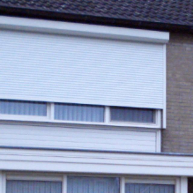 Wit rolluik verduisterend